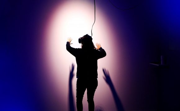 How Virtual Reality Affects Storytelling in Journalism How Virtual Reality Affects Storytelling in Journalism