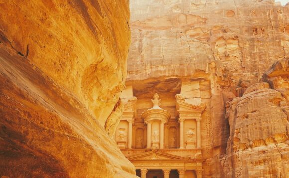 Digitally Preserving and Exploring the Past: The Intersection of XR and Archaeology in Cultural Heritage Preservation